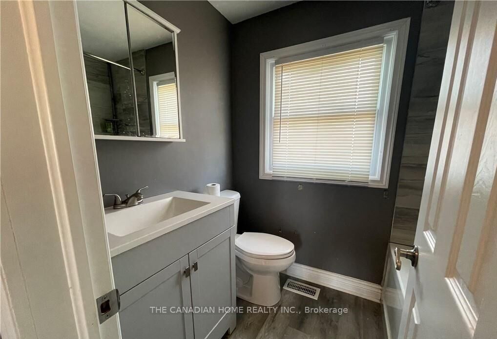 Photo de la propriété:  7265 Fern Ave Avenue  ON L2G 5H3 