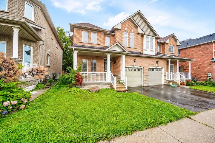 Property Photo:  135 Maroon Drive  ON L4E 5B7 