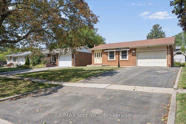 Property Photo: 241 Viewmount Street ON L1H 7C2