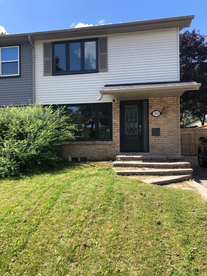 762 Hillcroft Street — photo 1