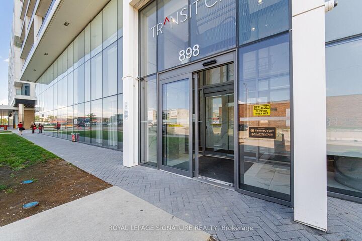 Property Photo:  898 Portage Parkway 5301  ON L4K 0J6 
