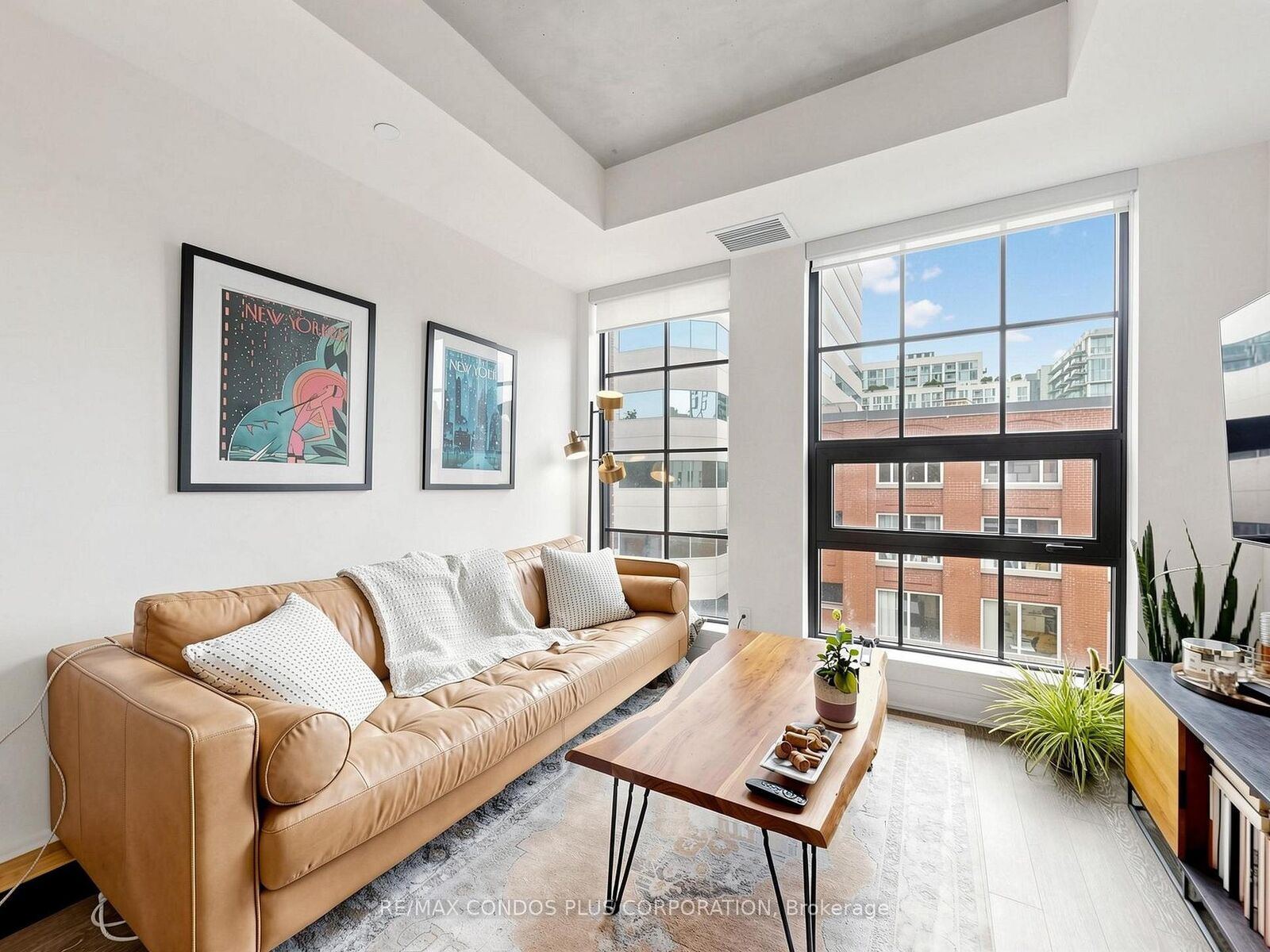 Property Photo:  608 Richmond Street W 408  ON M5V 0N9 