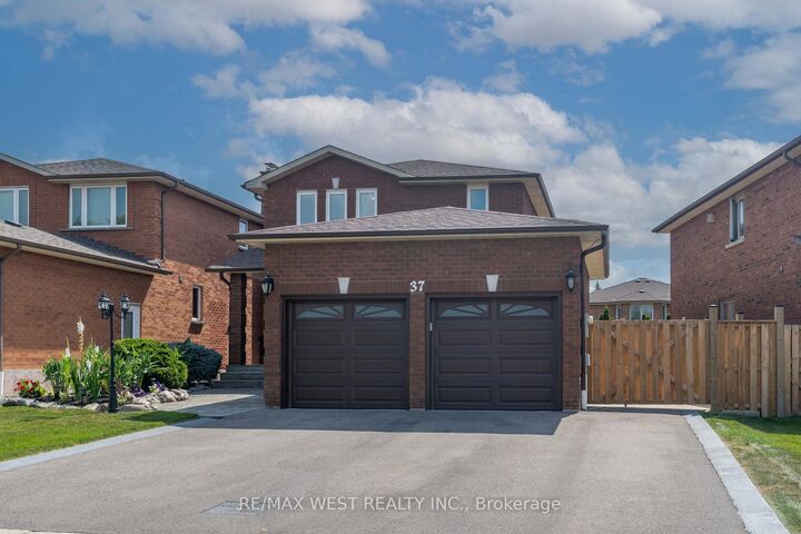 Property Photo: 37 Lime Drive ON L4L 5N3