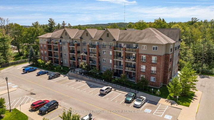 Property Photo:  43 Ferndale Drive S 302  ON L4N 5W6 