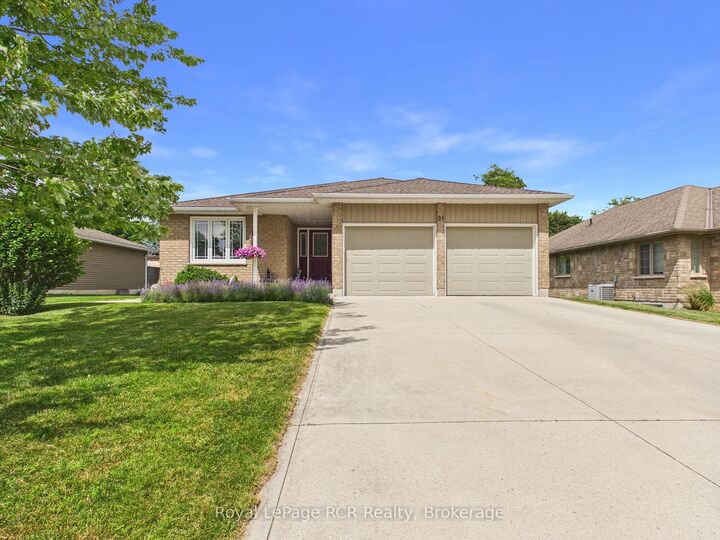 Property Photo:  51 Alfred Street  ON N0G 2W0 