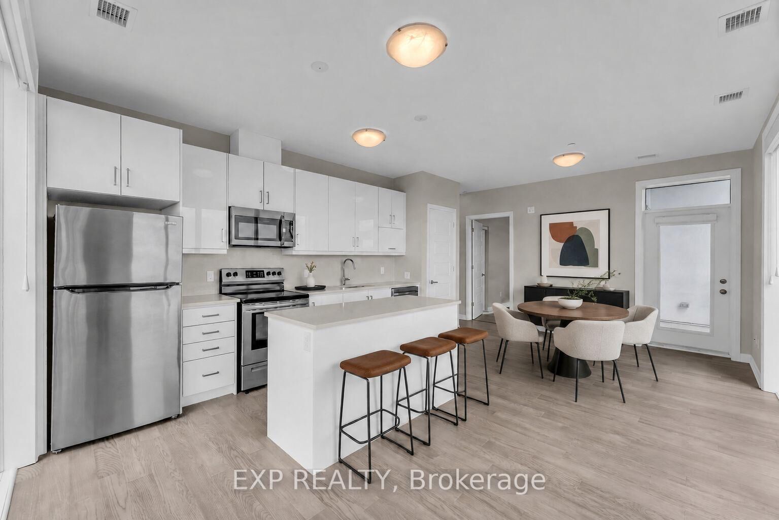 Property Photo:  95 Dundas Street W 416  ON L6M 5N4 