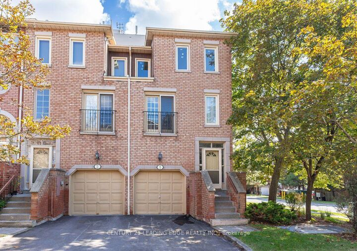 3 Reidmount Avenue 1 — photo 1