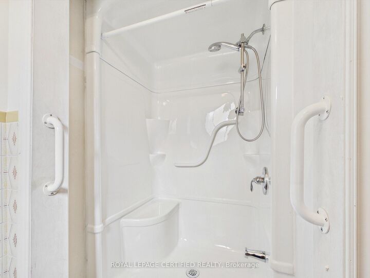 196 Mount Olive Drive — photo 1