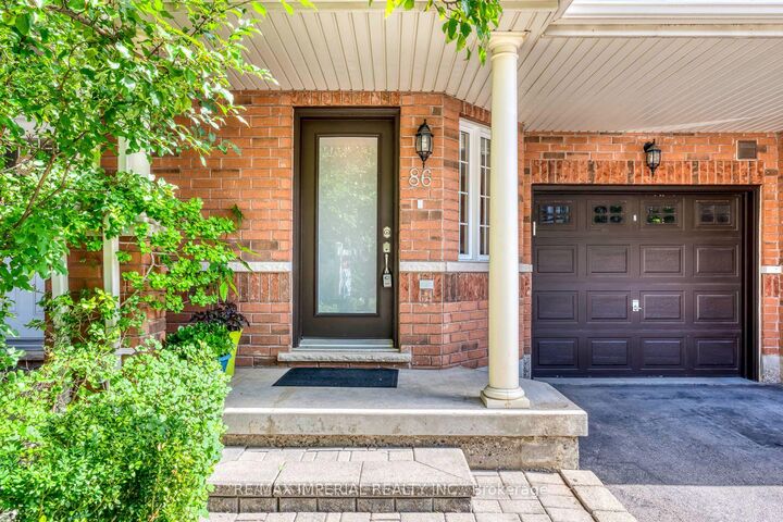 Property Photo: 620 Ferguson Drive 86 ON L9T 0M8