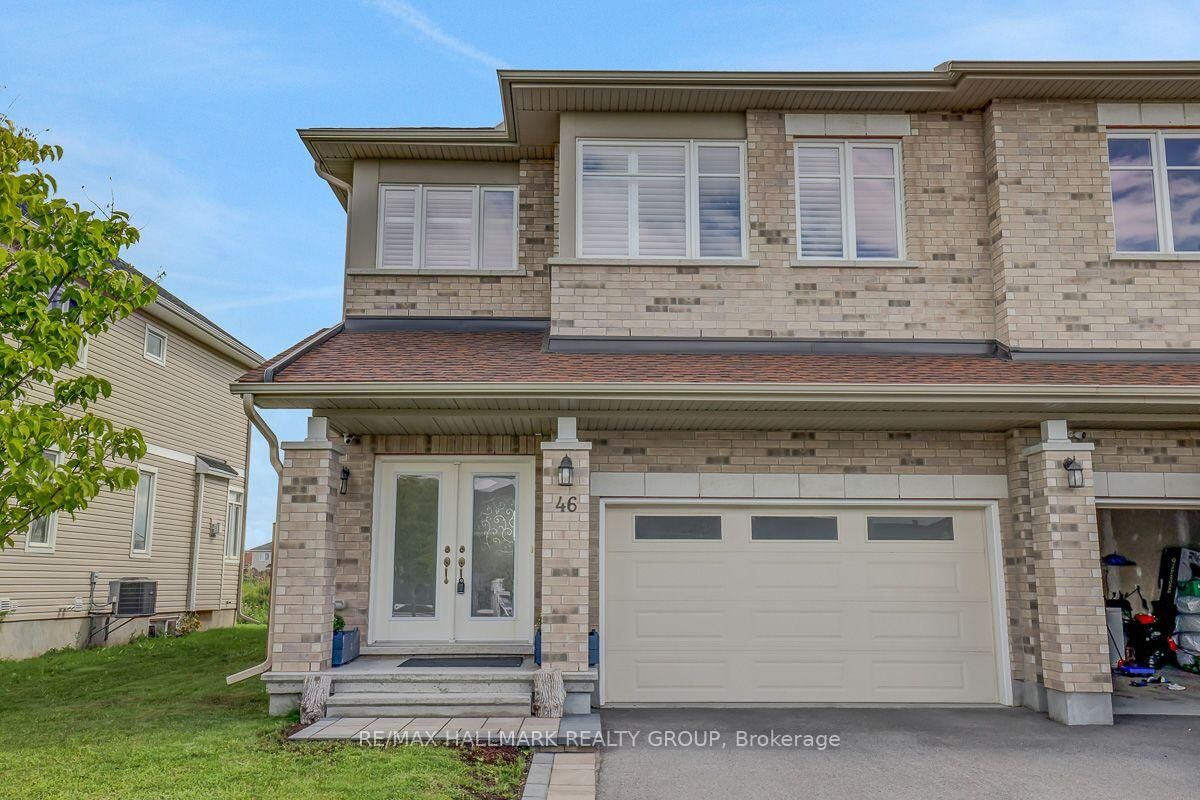 Property Photo: 46 Hurdis Way ON K7C 0L3