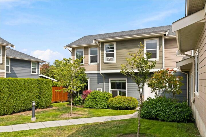 1515 Keating Cross Rd #18 — photo 1