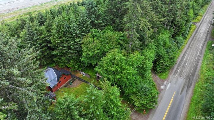 Property Photo: 12975 Tow Hill Rd BC V0T 1M0