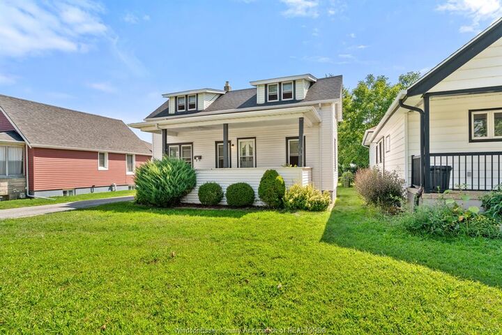 Property Photo: 22 Melrose Avenue ON N8H 2H9