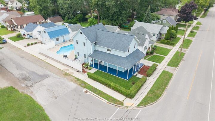 Property Photo: 90 Victoria ON N8M 1M7