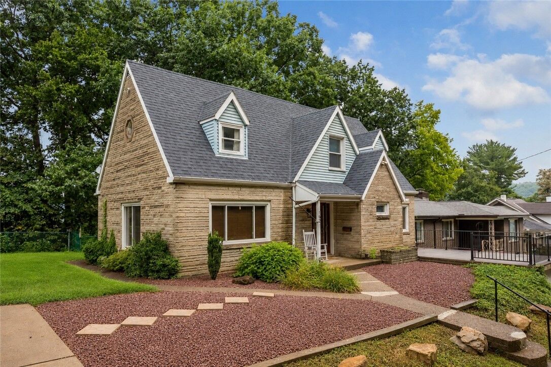 Property Photo:  162 Grandview Way  PA 15022 