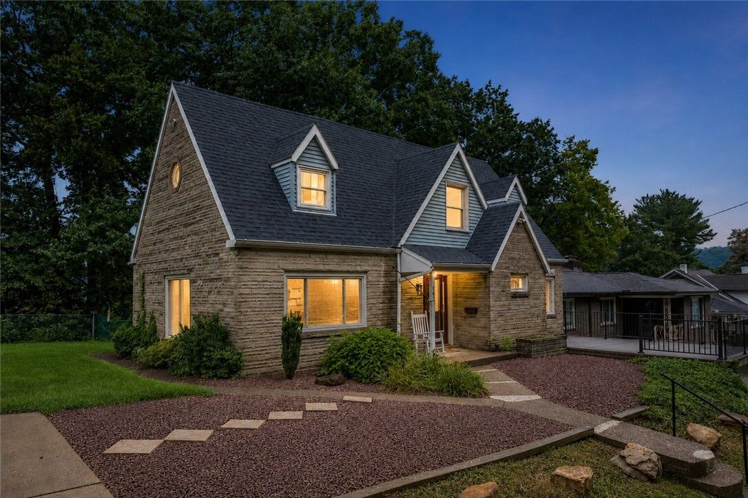 Property Photo: 162 Grandview Way PA 15022