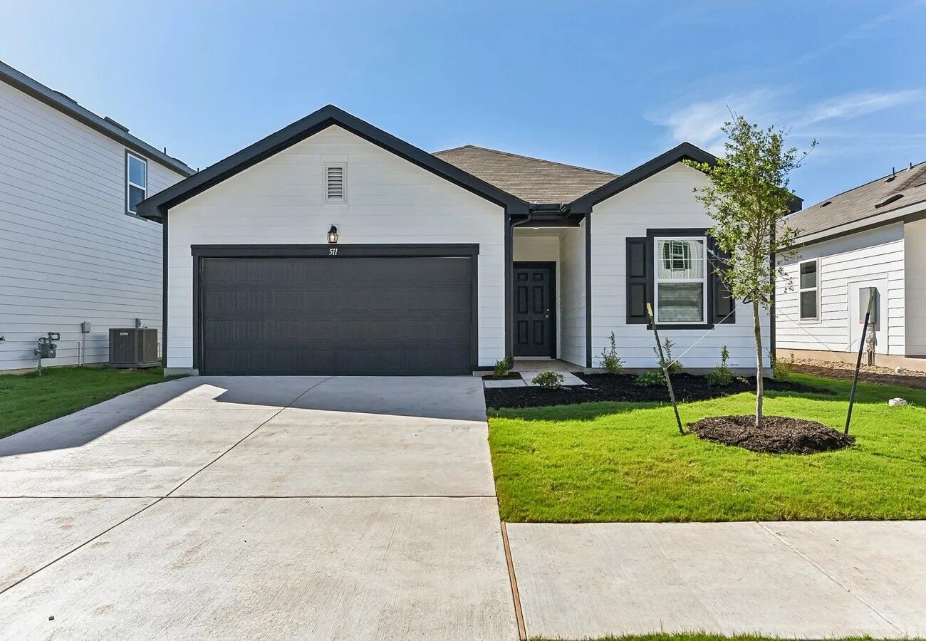 Property Photo:  17437 Ronocco Road  TX 78660 