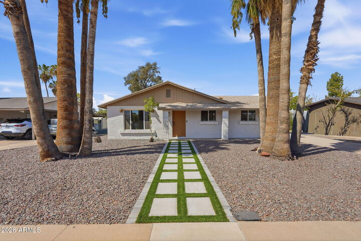 Property Photo:  5406 S College Avenue  AZ 85283 