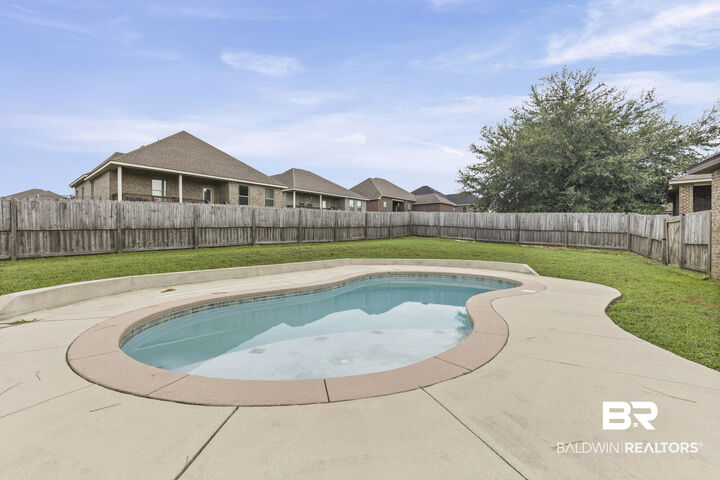 Property Photo:  11661 Alameda Court  AL 36527 
