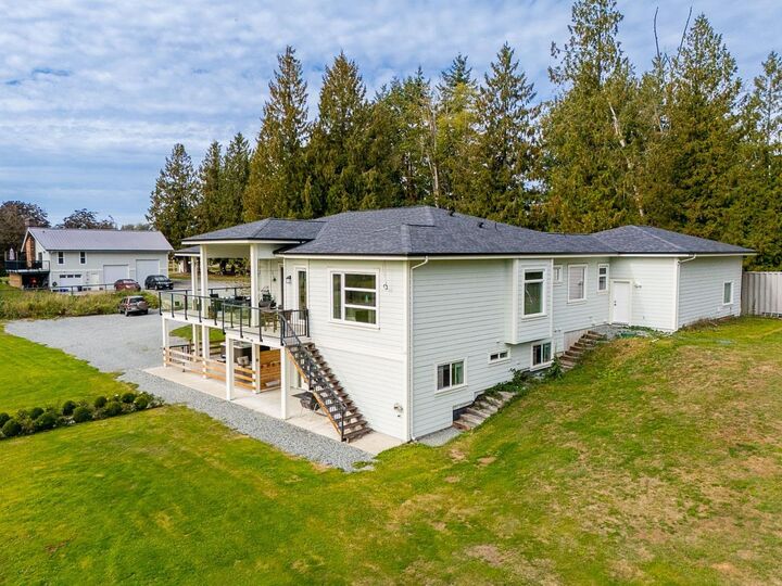 Property Photo: 934 248 Street BC V4W 2G1