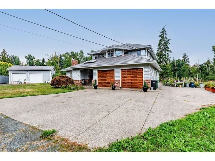 Property Photo: 28344 Harris Road BC V4X 2E9