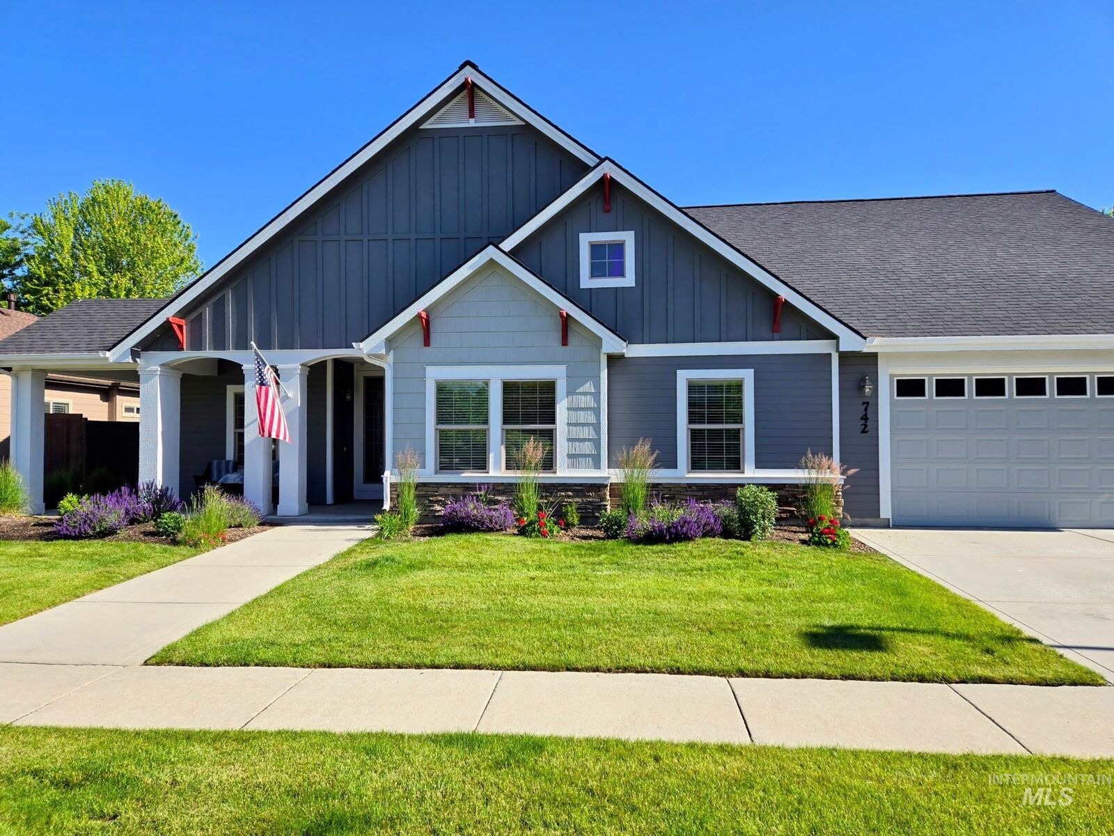 Property Photo:  742 W Caine St  ID 83646 
