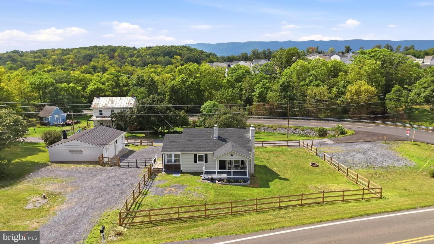 Property Photo:  1131 John Marshall Highway  VA 22657 