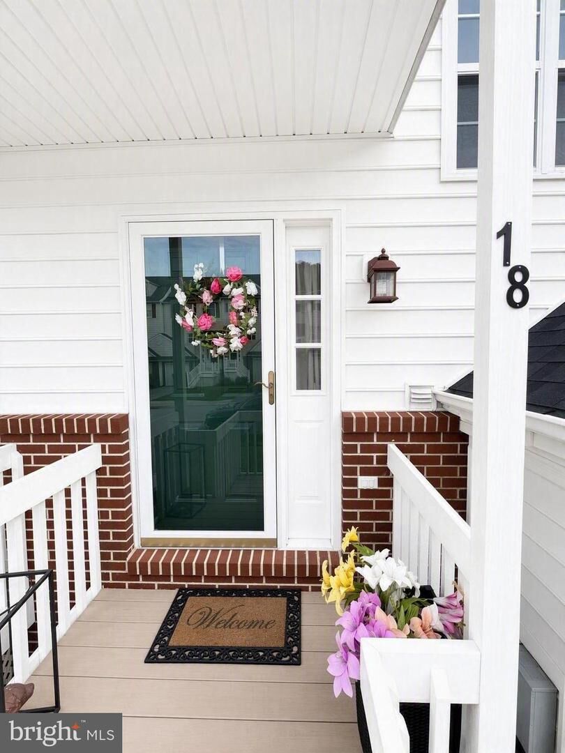 Property Photo: 18 Ann Marie Court DE 19702