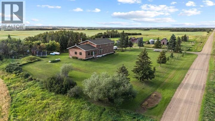 Property Photo:  48448 Range Road 184  AB T0B 2M2 