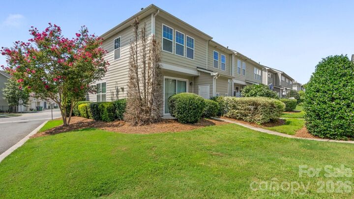 Property Photo:  3134 Bending Birch Place  NC 28206 