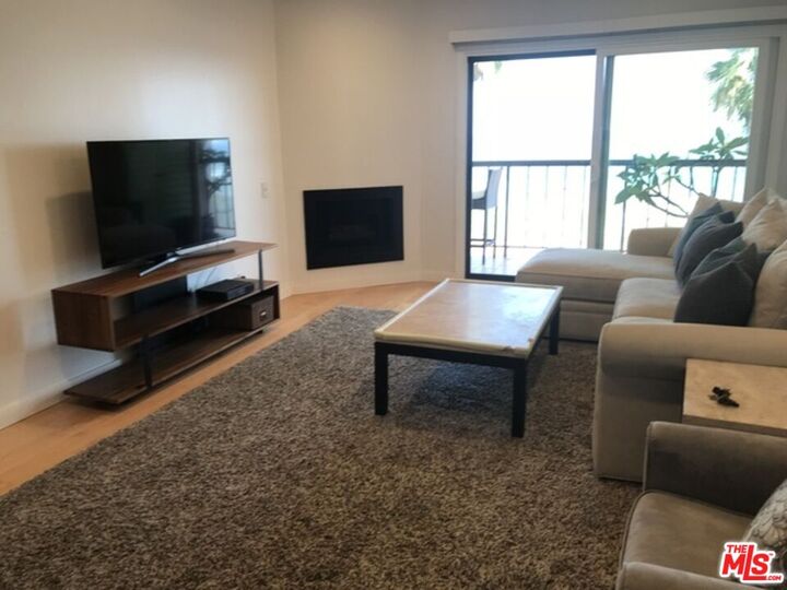 Property Photo: 26666 Seagull Way, Unit C202 CA 90265