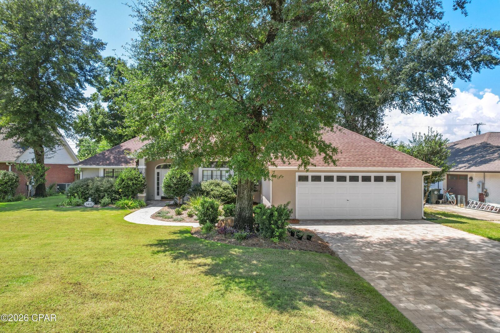 Property Photo: 3415 Country Club Court FL 32444