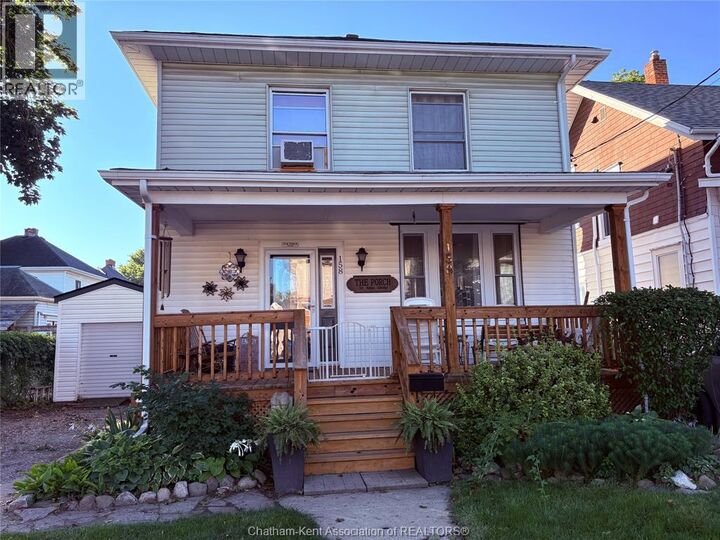 Property Photo:  158 Lorne Avenue  ON N7M 1S6 