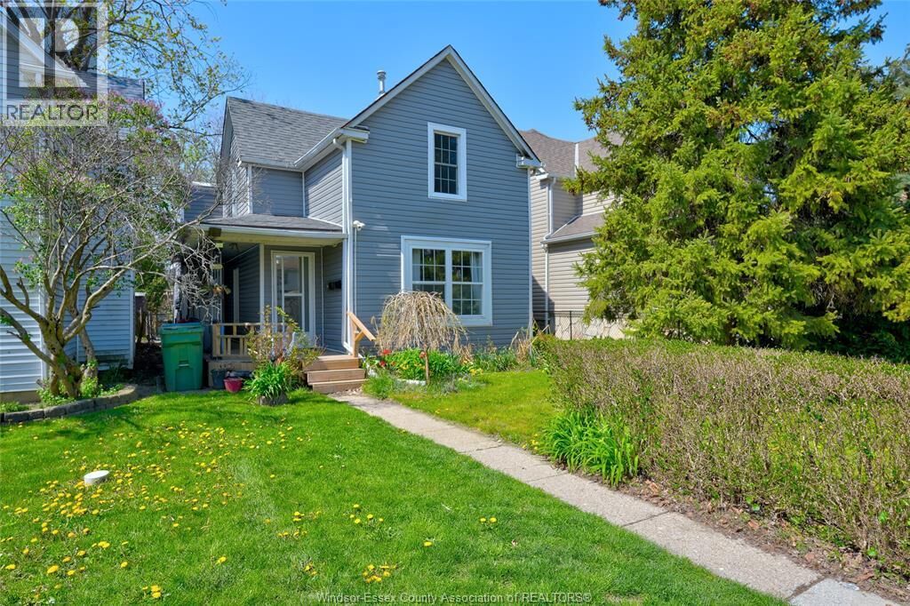 Property Photo:  1021 Wellington Avenue  ON N9A 5K2 