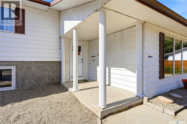 Property Photo:  11 McSherry Crescent  SK S4T 7B4 