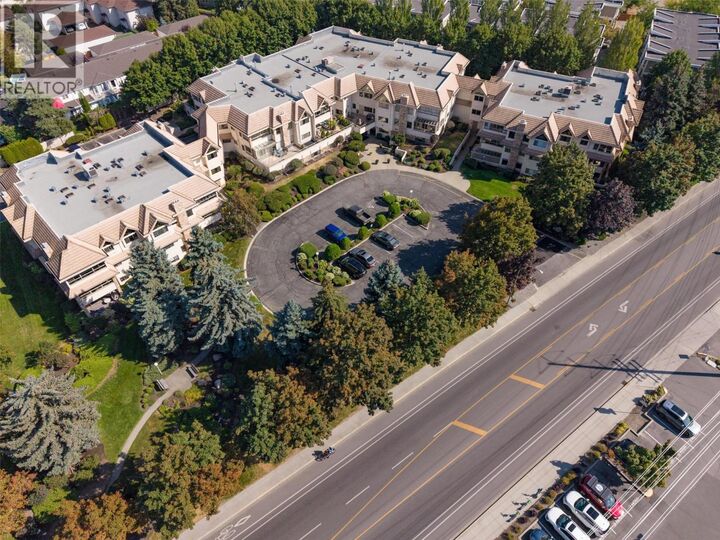 Property Photo:  3335 Richter Street 101  BC V1W 3Y1 