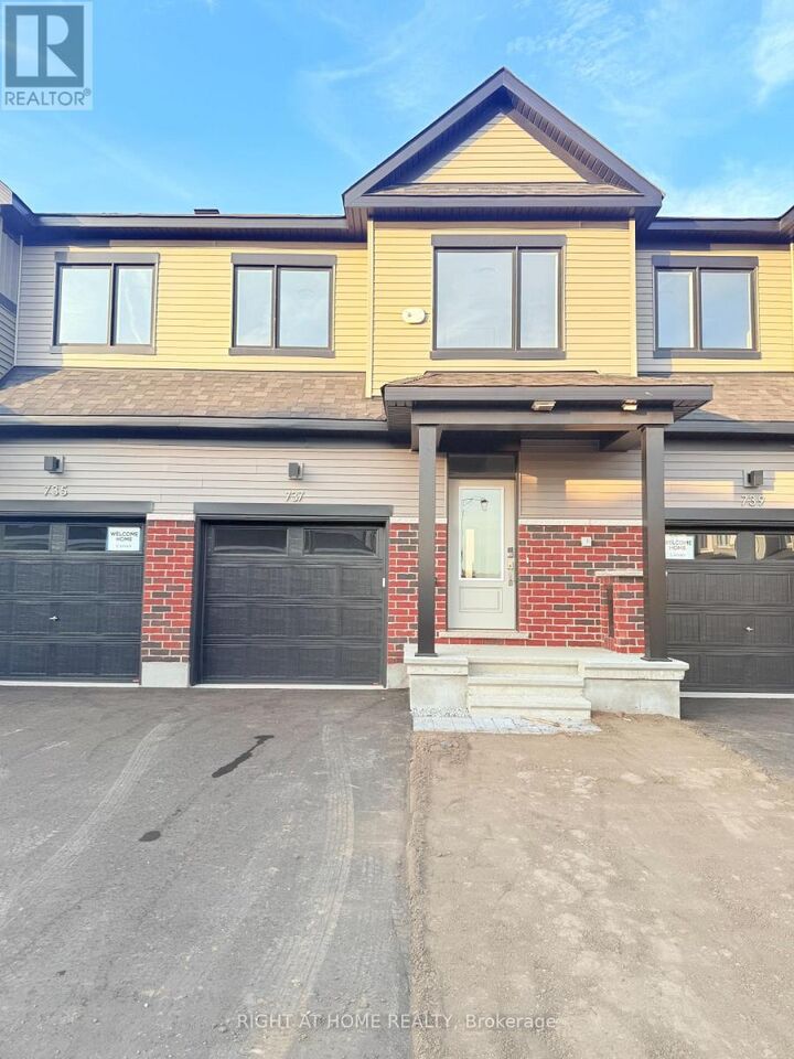 Property Photo:  737 Haflinger Row  ON K0A 2Z0 
