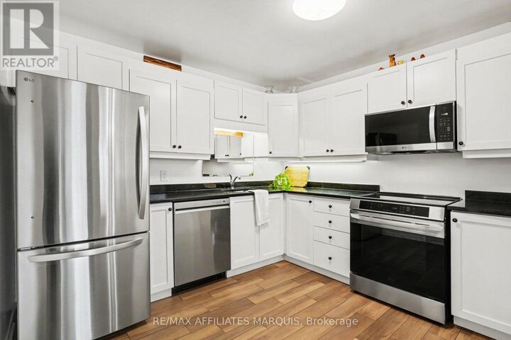Property Photo:  40 Pearl Street 115  ON K7A 5B5 