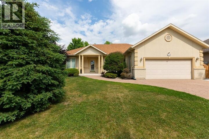 Property Photo:  582 Riverside Drive  ON N0N 1G0 