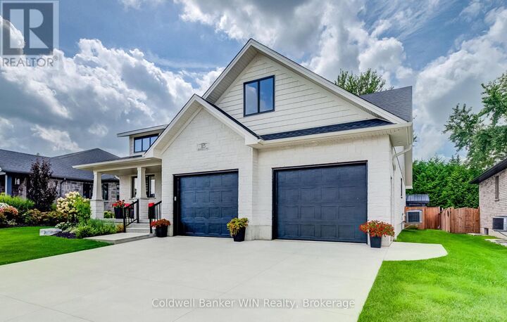 Property Photo: 115 Ronnies Way ON N0G 2L2