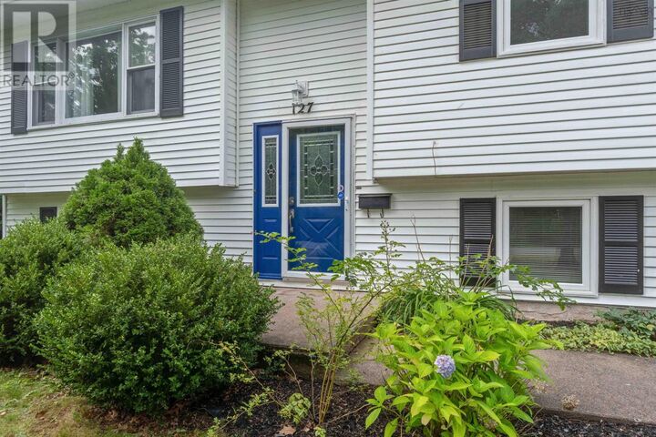 Property Photo:  127 Willow Avenue  NS B0P 1R0 