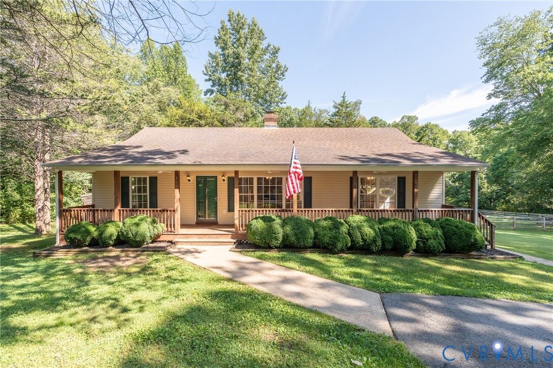 Property Photo:  4662 Old Fredericksburg Road  VA 23117 