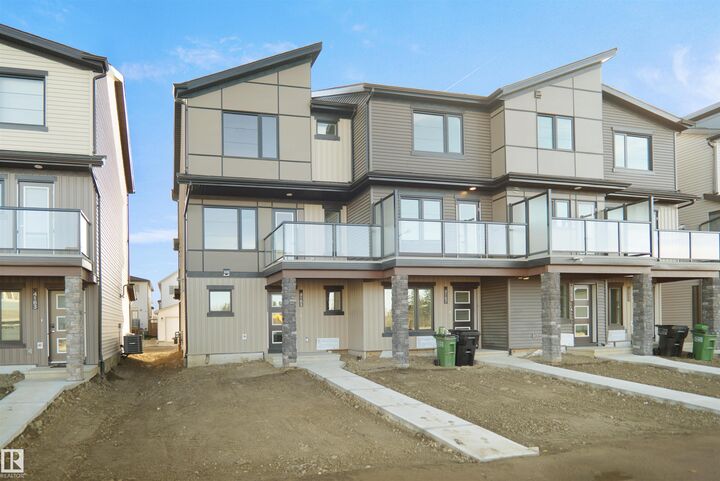 Property Photo:  268 Deer Valley Drive  AB T9E 0S3 