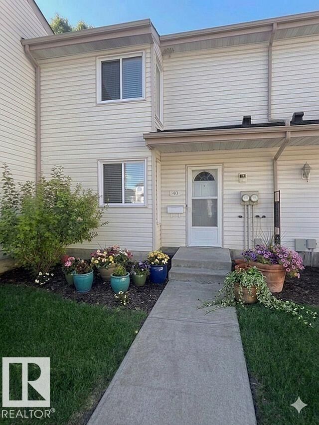 Property Photo:  2024 57 Street NW 40  AB T6L 2Z3 