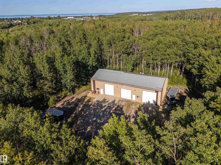 Property Photo:  7812 16 Street  AB T9M 1B5 