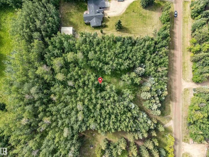 Property Photo:  502 Highland Road  AB T0C 2C0 