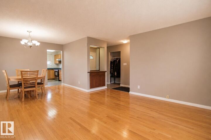 Property Photo: 882 Knottwood Road NW AB T6K 3C3