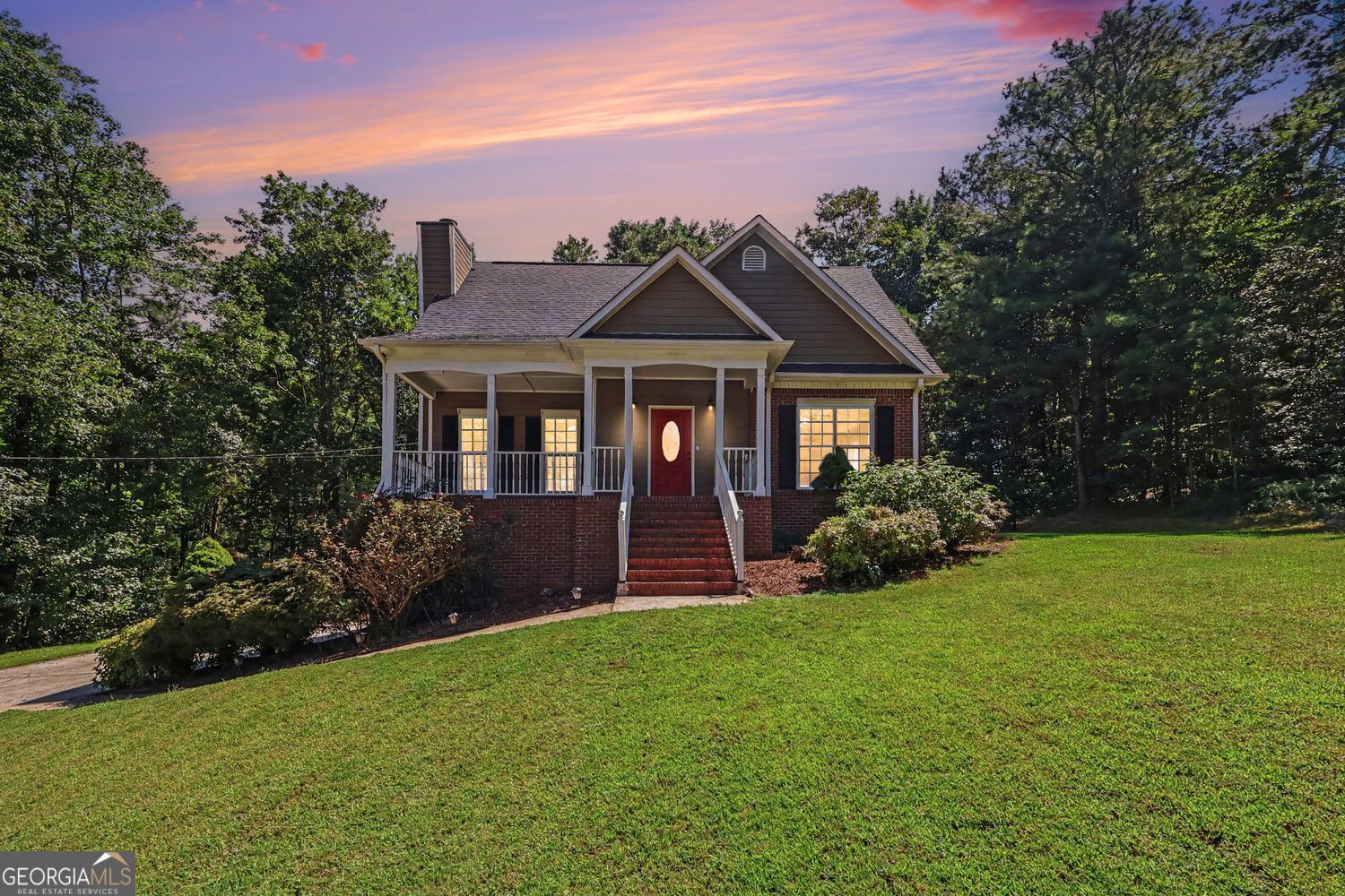Property Photo:  5142 Spring Glen Court  GA 30135 