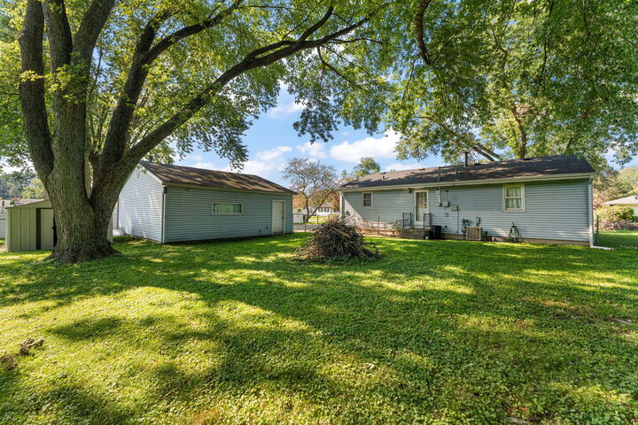 Property Photo:  5789 Springfield Avenue  IN 46368 