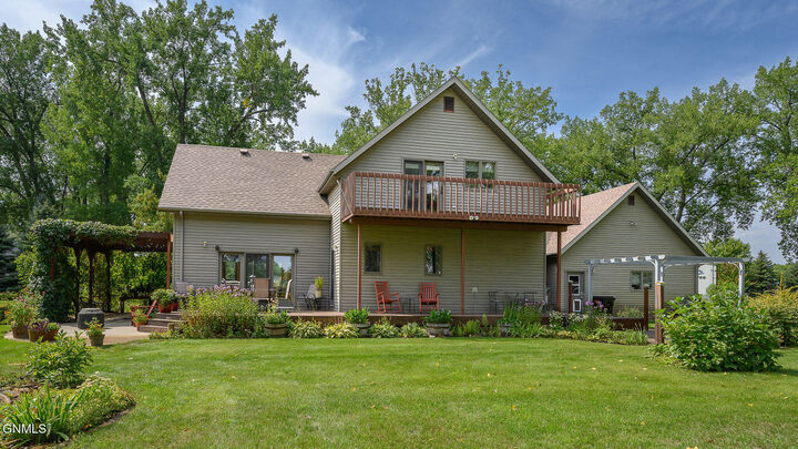 Property Photo: 3201 Tavis Road ND 58504